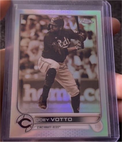 2022 Topps Chrome #177 Joey Votto — front