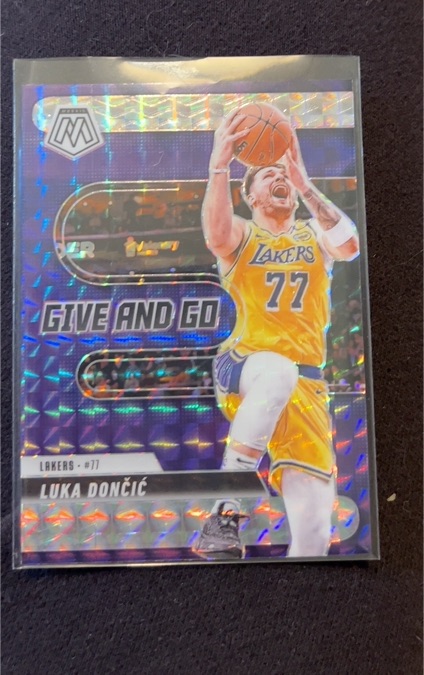 2024-25 Panini Mosaic #4 Luka Dončić Give and Go — front