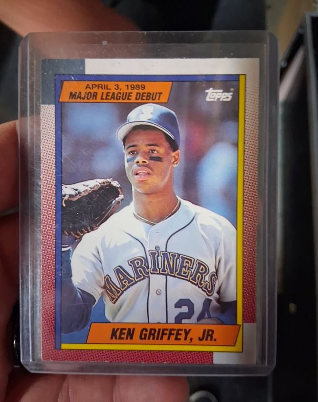1990 Topps #46 Ken Griffey Jr. '89 Major League Debut — front