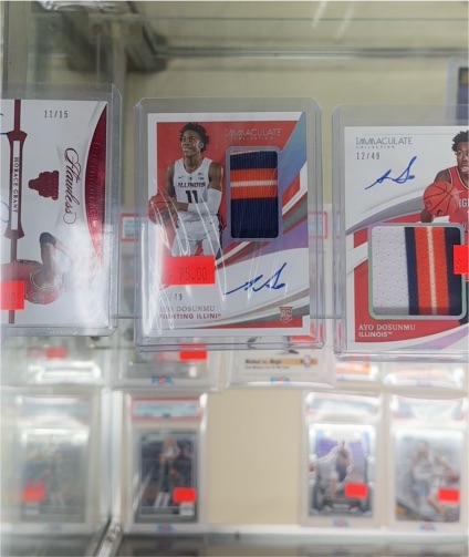 2020 Panini Immaculate Collection #93 Ayo Dosunmu Rookie Patch Auto — front