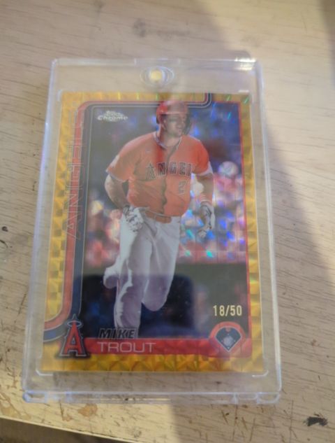 2025 Topps Series 1 #200 Mike Trout — front