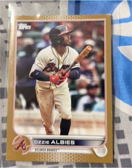 2022 Topps #401 Ozzie Albies — front