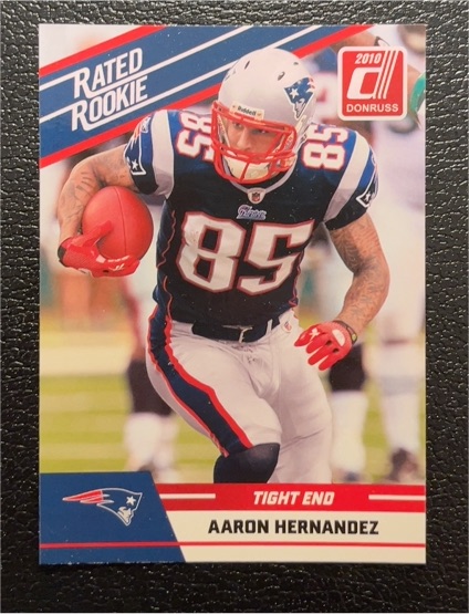 2010 Donruss #1 Aaron Hernandez Rated Rookie — front