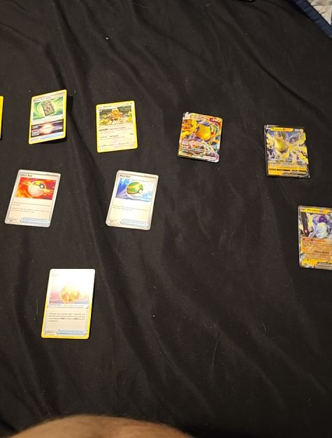 2023 Pokémon TCG Fusion Strike #114 Mew VMAX — front