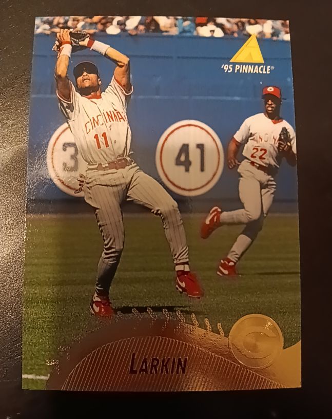 1995 Pinnacle #382 Barry Larkin — front