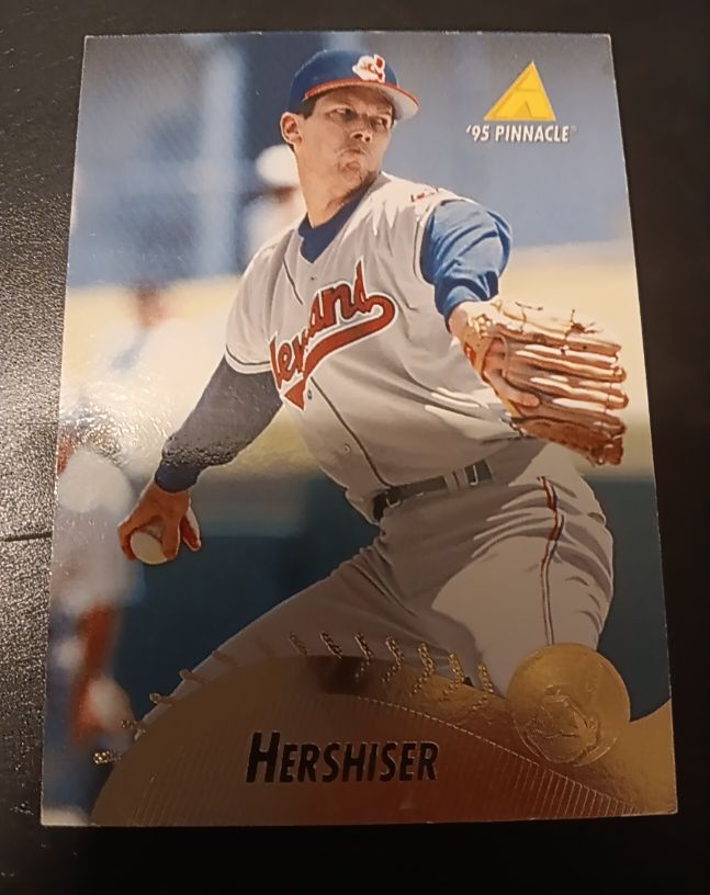 1995 Pinnacle #378 Orel Hershiser — front