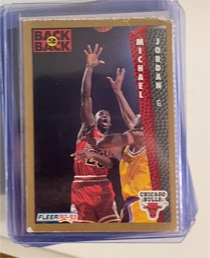 1992-93 Fleer #32 Michael Jordan — front