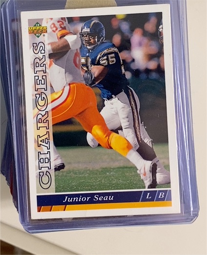 1993 Upper Deck #247 Junior Seau San Diego Chargers — front