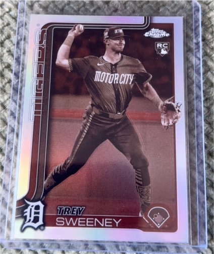 2025 Topps Chrome #6 Trey Sweeney RC — front