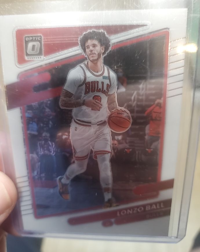 2021-22 Panini Donruss Optic #114 Lonzo Ball — front