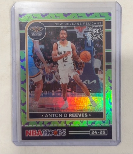 2024-25 Panini Haunted Hoops #247 Antonio Reeves — front