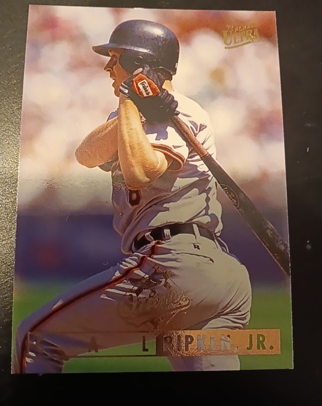 1995 Fleer Ultra #258 Cal Ripken Jr. — front