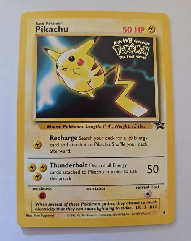 1999 Pokémon #4 Pikachu — front