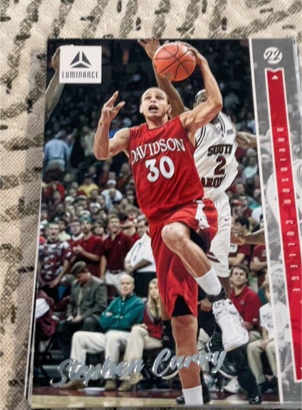 2022 Panini Chronicles Draft Picks Luminance #46 Stephen Curry — front