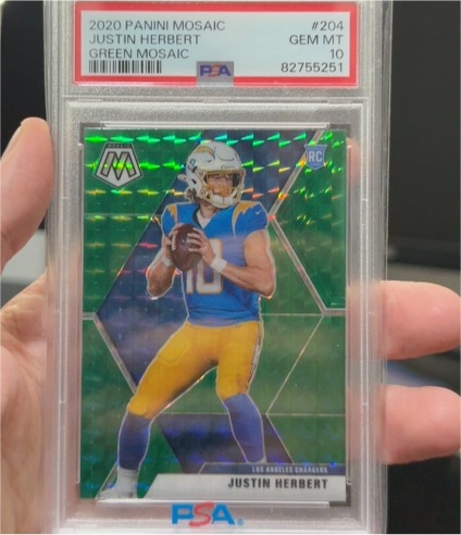 2020 Panini Mosaic #204 Justin Herbert — front
