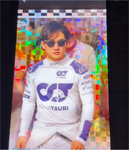 2022 Topps Chrome Formula 1 #64 Yuki Tsunoda — front