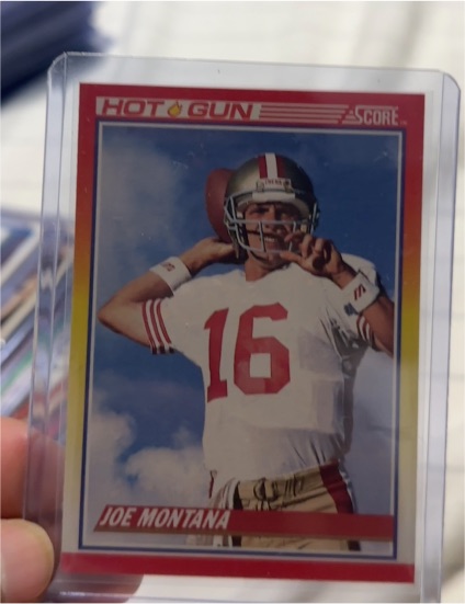 1990 Score #311 Joe Montana Hot Gun — front