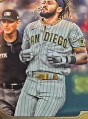 2022 Topps #100 Fernando Tatis Jr. — front
