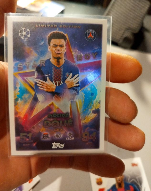 2025 Topps Match Attax Champions League #LE 07 Desire Doue — front