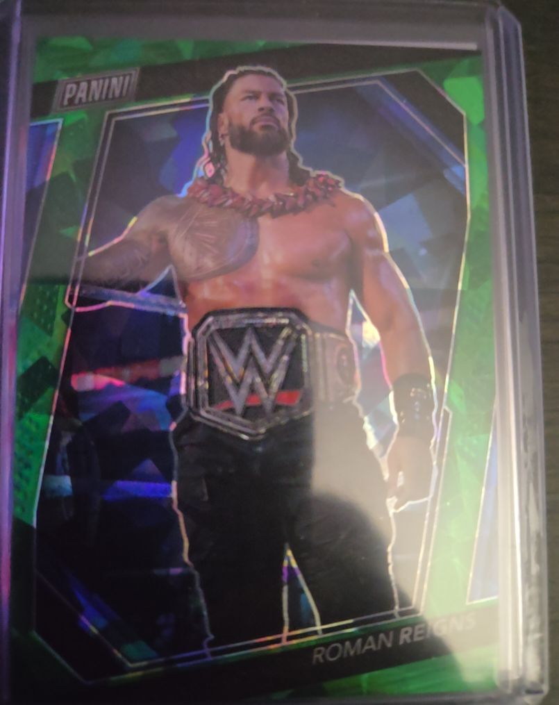 2023 Panini National VIP #61 Roman Reigns — front