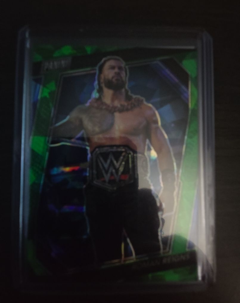 2023 Panini National VIP #61 Roman Reigns — front