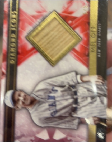 2021 Topps Triple Threads #SJR-MO Matt Olson Single Jumbo Relics Gold #/9 — front