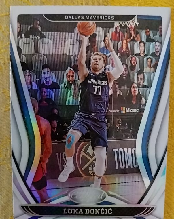 2020-21 Panini Certified #63 Luka Dončić — front