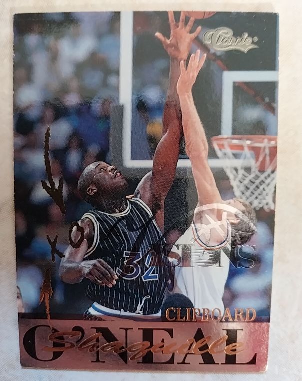 1995 Classic Visions #74 Shaquille O'Neal — front