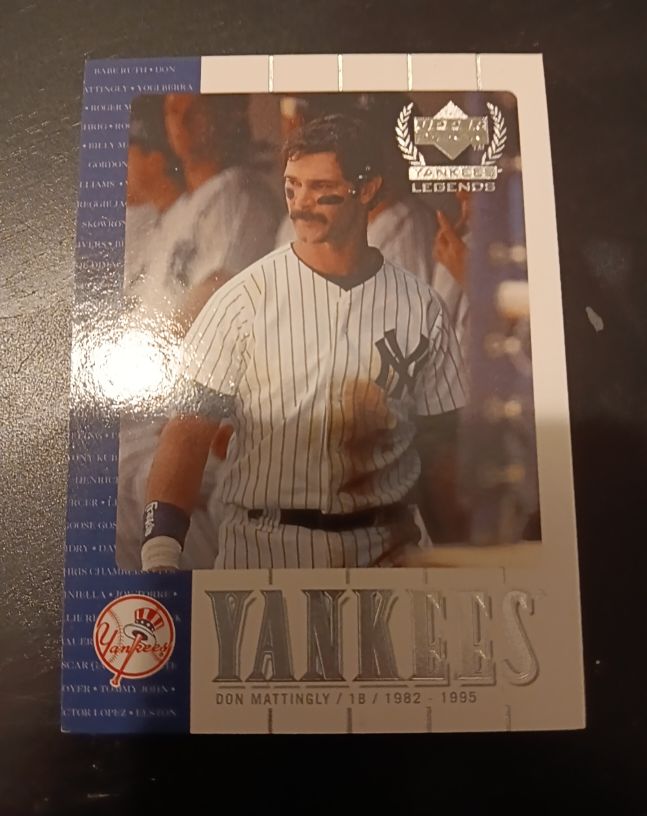 2000 Upper Deck Yankees Legends #6 Don Mattingly — front