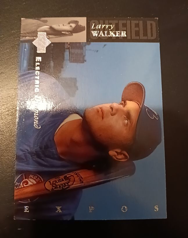1994 Upper Deck #370 Larry Walker Electric Diamond — front