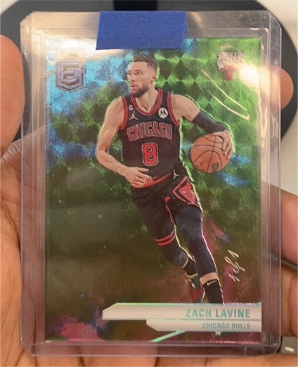 2023-24 Panini Elite International #194 Zach LaVine — front
