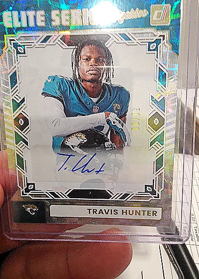 2025 Donruss Elite Series Rookies #ESR-THR Travis Hunter — front