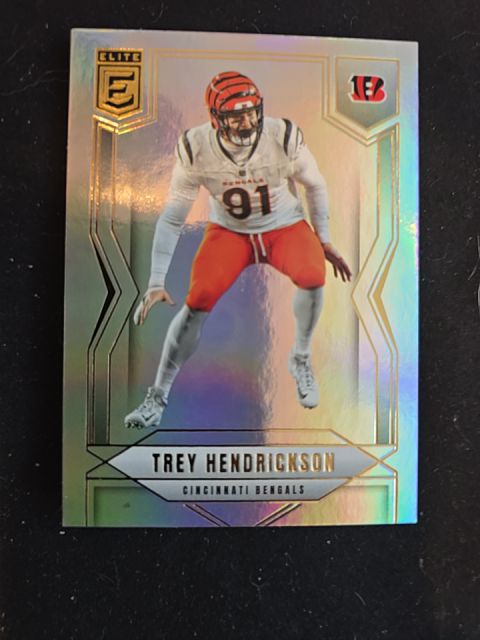 2025 Panini Donruss Elite #20 Trey Hendrickson — front