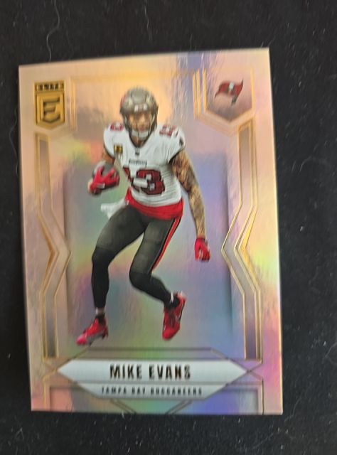 2025 Panini Donruss Elite #61 Mike Evans — front