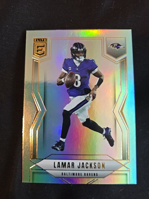 2025 Panini Donruss Elite #10 Lamar Jackson — front
