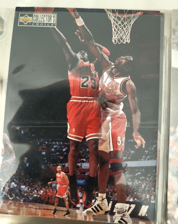 1997-98 Upper Deck Collector's Choice #386 Michael Jordan — front