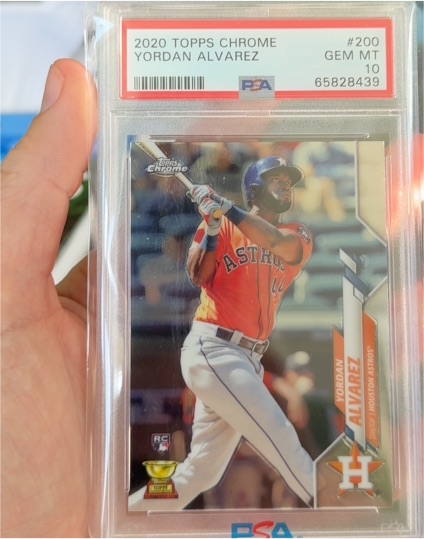 2020 Topps Chrome #200 Yordan Alvarez — front