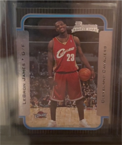 2003 Bowman #123 LeBron James Rookie Card — front