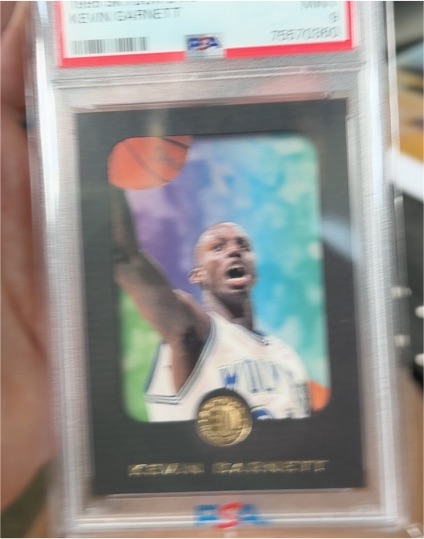 1995-96 Skybox E-XL #49 Kevin Garnett Rookie Card — front