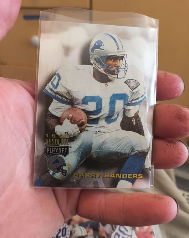 1995 Playoff Absolute #20 Barry Sanders — front