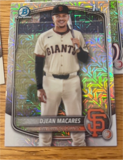 2025 Bowman Chrome #BCP-237 Djean Macares — front