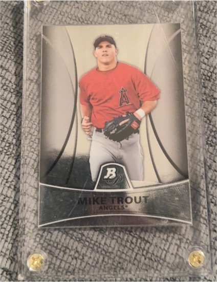2010 Bowman Platinum #PP5 Mike Trout Rookie Card — front