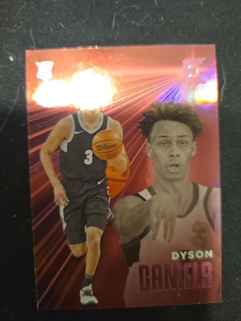 2022 Panini Chronicles Draft Picks Essentials #7 Dyson Daniels — front