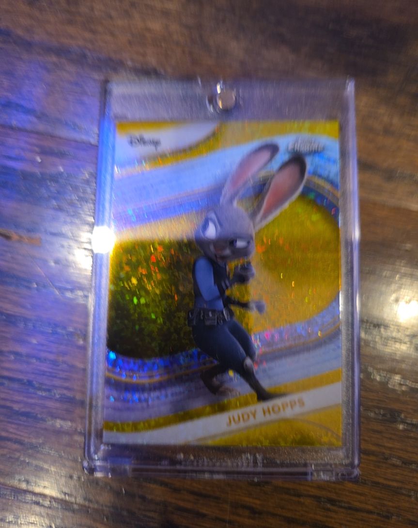 2025 Topps Chrome Disney Judy Hopps Yellow Mini Diamond Refractor — front