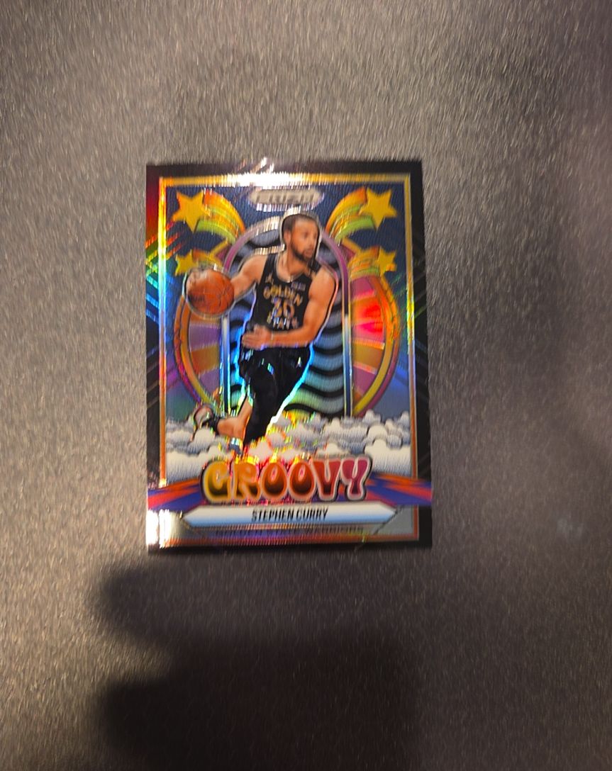 2024-25 Panini Prizm Black Groovy Stephen Curry — front