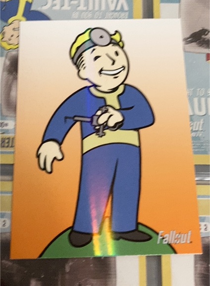 2018 Dynamite Fallout Series 1 #002 Vault Boy Arms Crossed — front