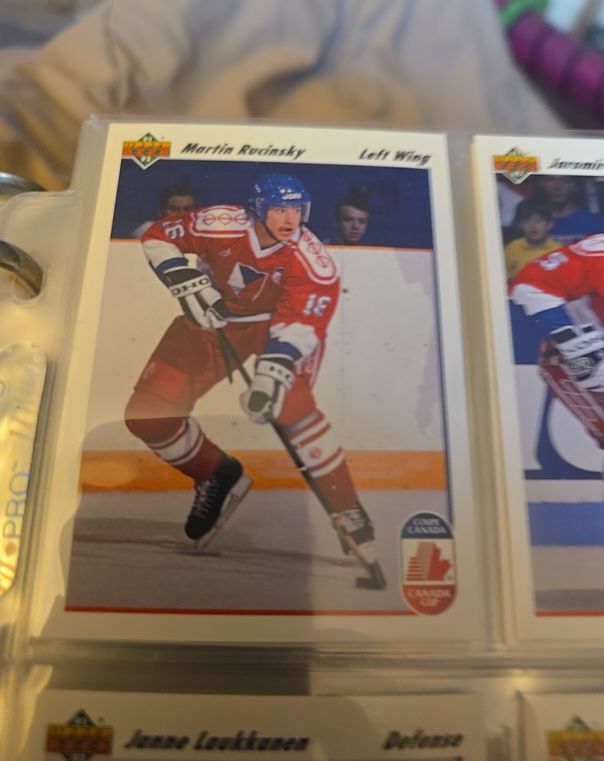 1991-92 Upper Deck #19 Martin Rucinsky — front