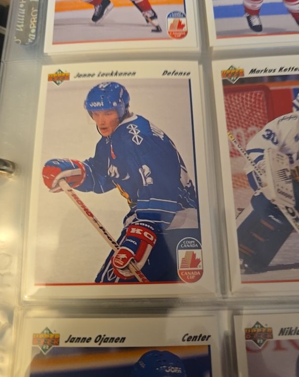 1991-92 Upper Deck Canada Cup #22 Janne Laukkanen — front