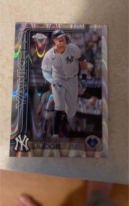 2025 Topps Chrome #99 Aaron Judge — front