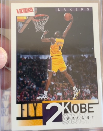 2000 Upper Deck Victory #282 Kobe Bryant — front